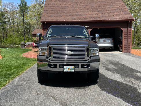 Used 2007 Ford F250 Lariat AWD/4WD image 2