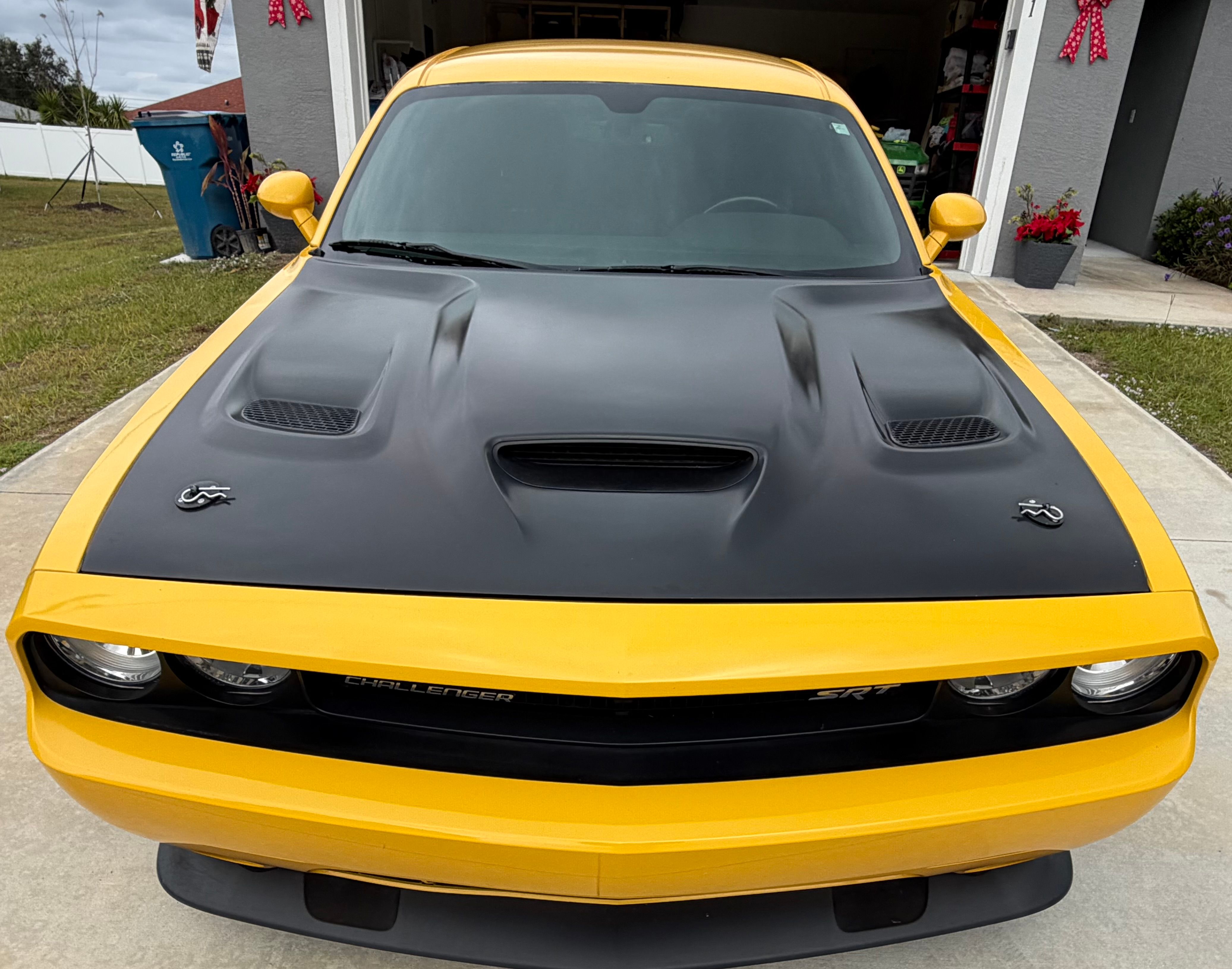 Used 2012 Dodge Challenger SRT8 Yellow Jacket w/ Premium Sound Group RWD image 4