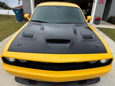 Used 2012 Dodge Challenger SRT8 Yellow Jacket w/ Premium Sound Group image 4