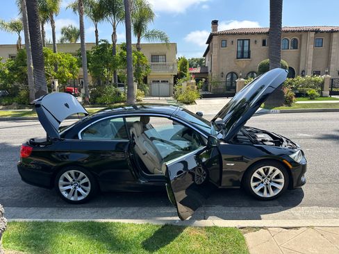 Used 2011 BMW 328i Convertible image 5