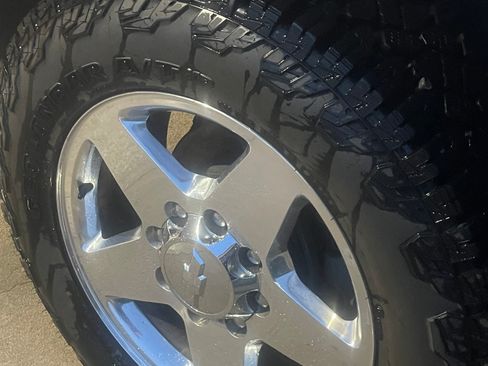 Used 2013 Chevrolet Silverado 2500 LTZ image 6