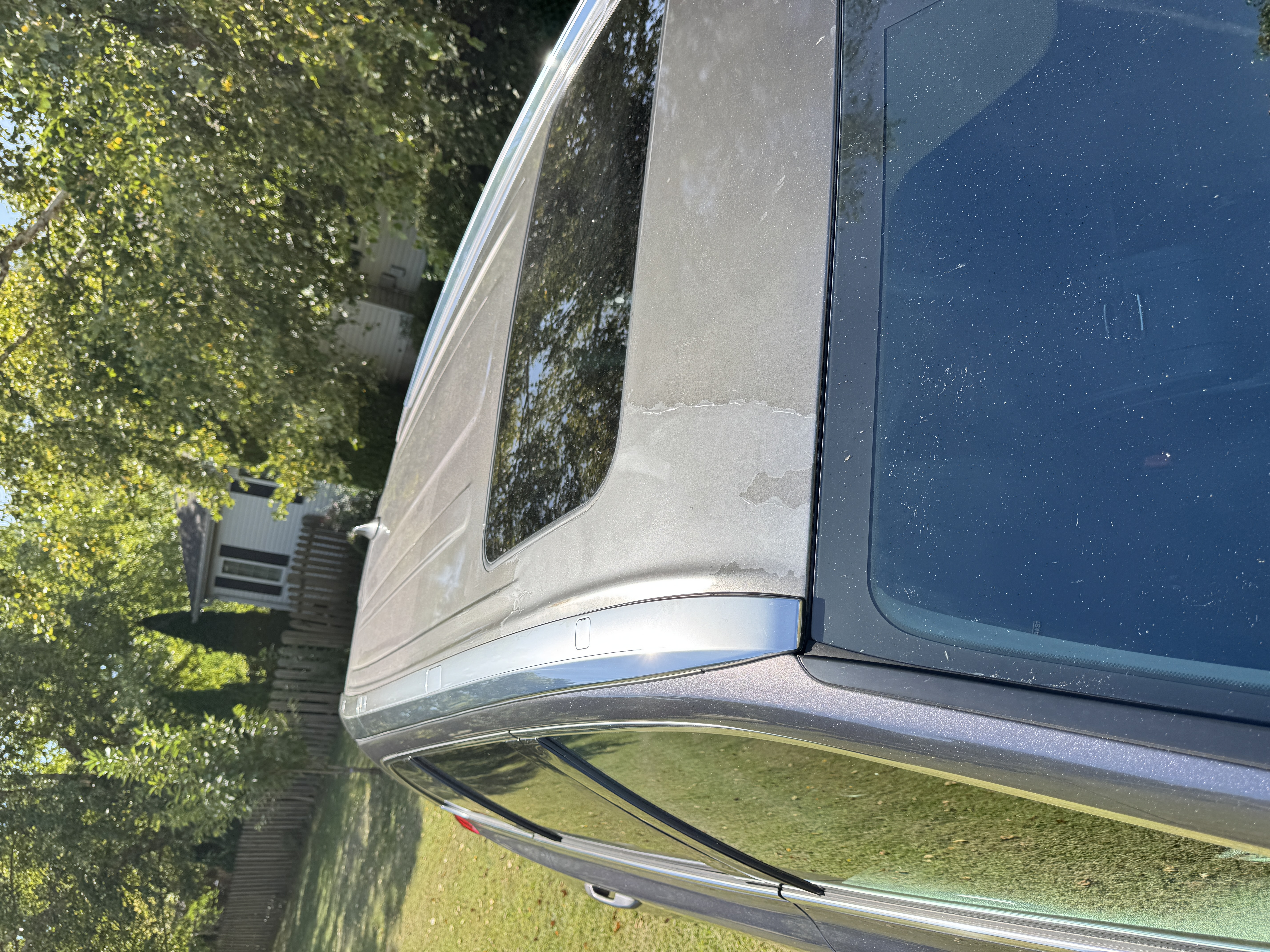 Used 2019 Toyota Highlander XLE FWD image 9