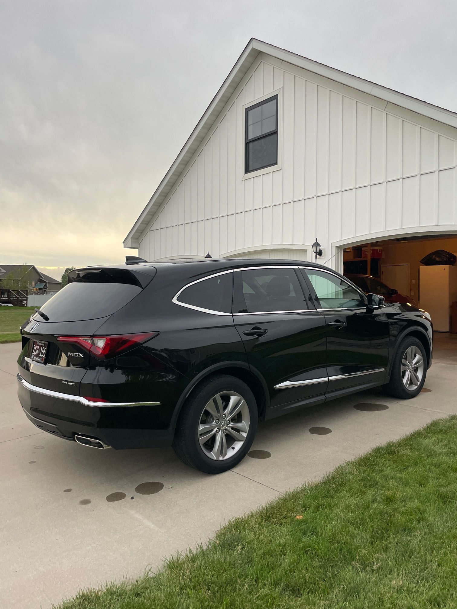 Used 2022 Acura MDX SH-AWD image 4