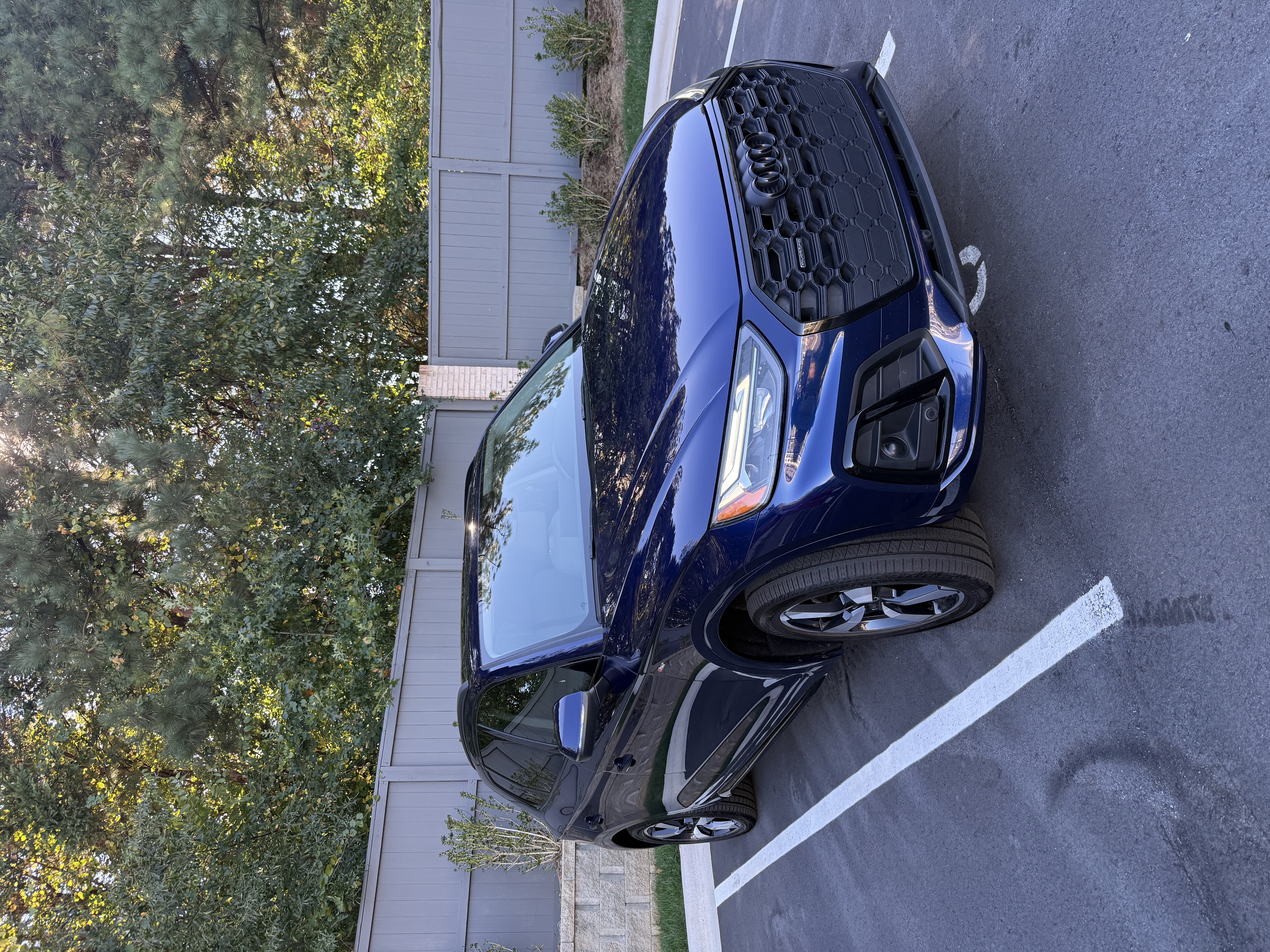 Used 2022 Audi Q5 2.0T Premium Plus w/ Premium Plus Package AWD/4WD image 1