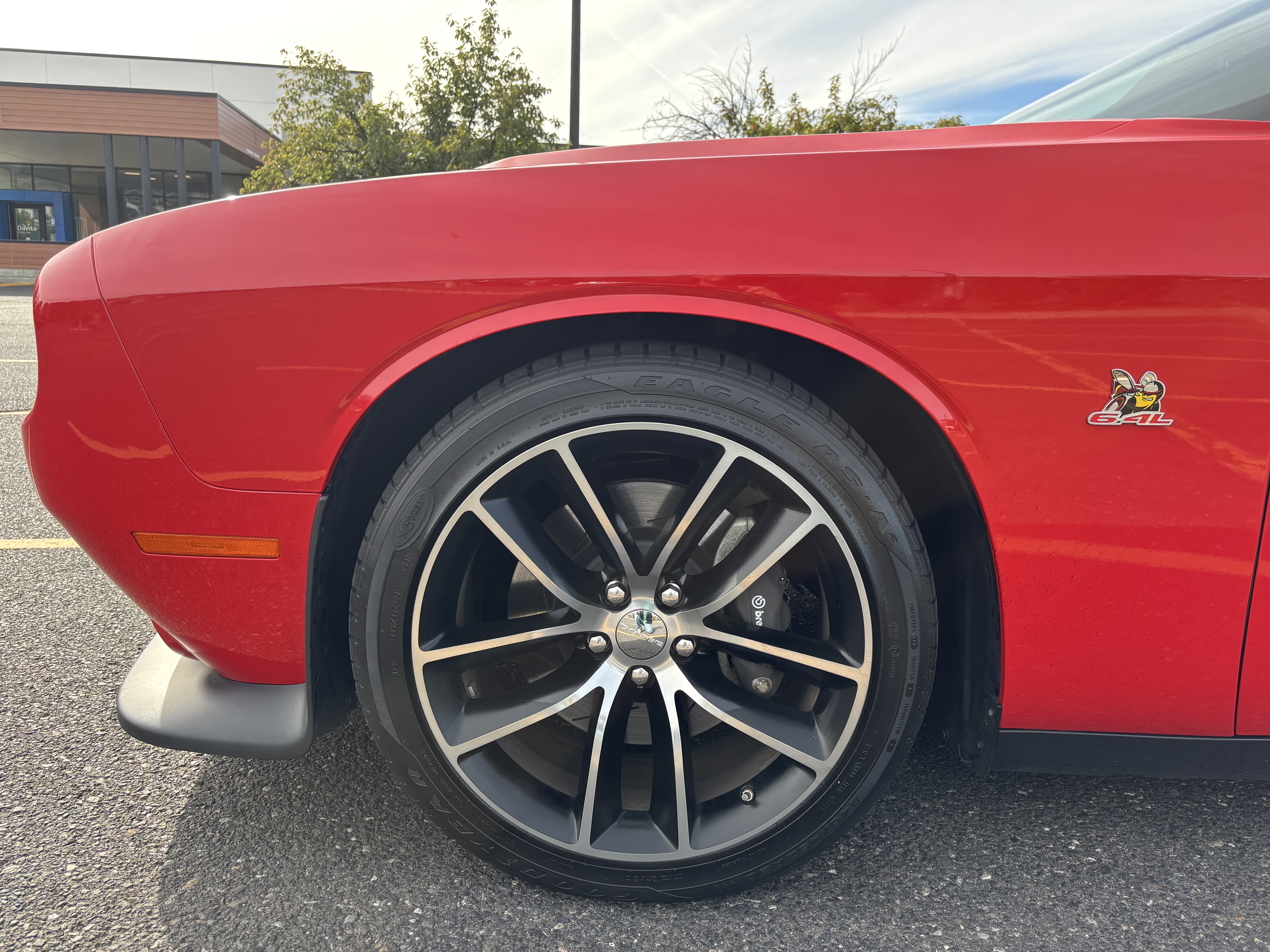 Used 2016 Dodge Challenger R/T Scat Pack w/ Leather Interior Group RWD image 10