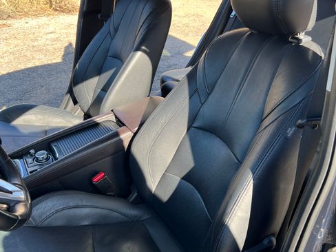 Used 2018 MAZDA MAZDA3 Grand Touring w/ Premium Equipment Package image 11