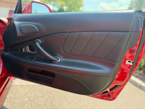 Used 2006 Honda S2000 image 11