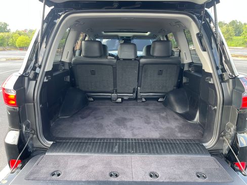 Used 2018 Lexus LX 570 4WD image 11