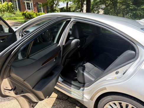 Used 2013 Lexus ES 350 w/ Luxury Pkg FWD image 10