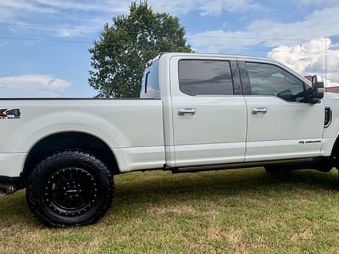 Used 2020 Ford F350 Platinum AWD/4WD image 4