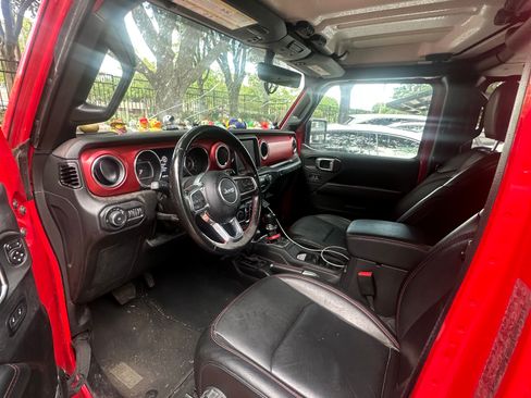 Used 2022 Jeep Wrangler Unlimited Rubicon w/ Steel Bumper Group AWD/4WD image 9