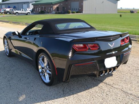 Used 2014 Chevrolet Corvette Stingray Convertible w/ 3LT Preferred Equipment Group RWD image 13