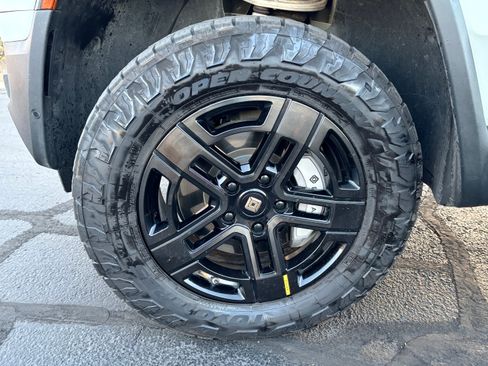 Used 2023 Rivian R1T Adventure AWD/4WD image 8