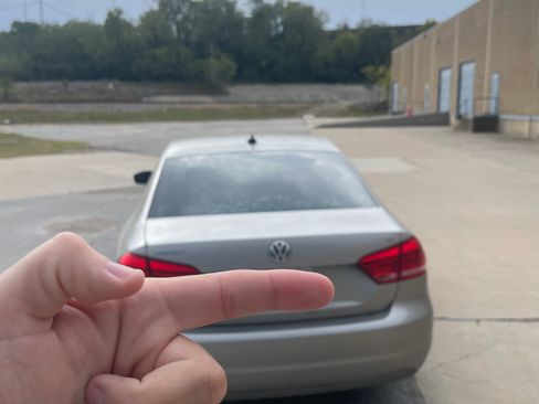 Used 2013 Volkswagen Passat 2.5 SE image 4