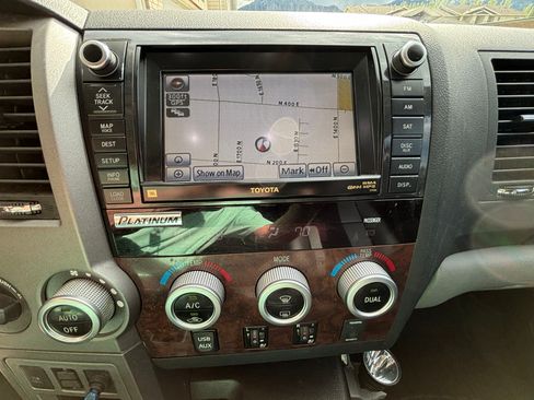 Used 2010 Toyota Tundra Limited AWD/4WD image 11