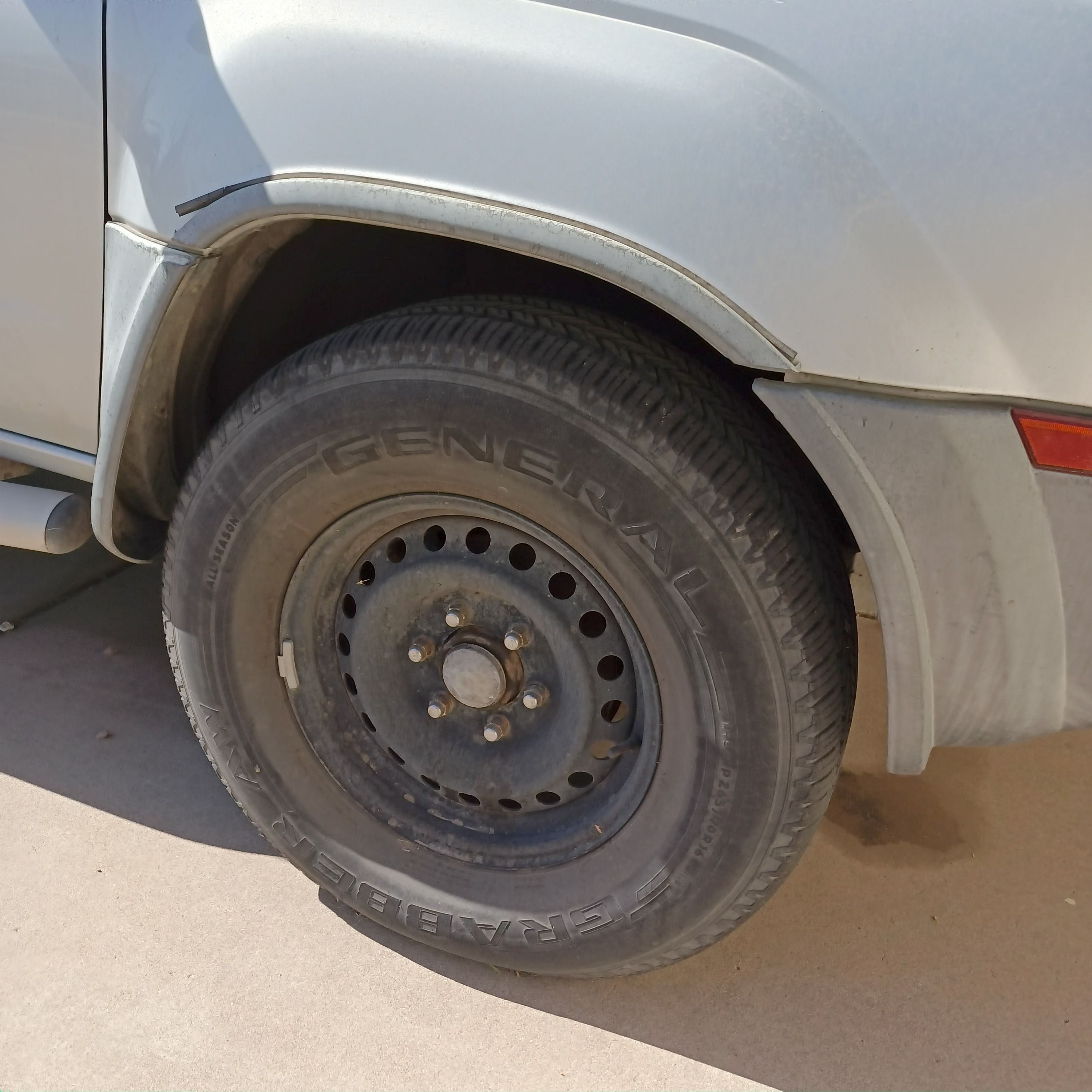 Used 2002 Nissan Xterra XE w/ (UTL) Utility Pkg RWD image 14