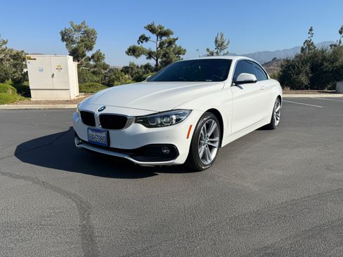 Used 2018 BMW 430i Convertible image 1