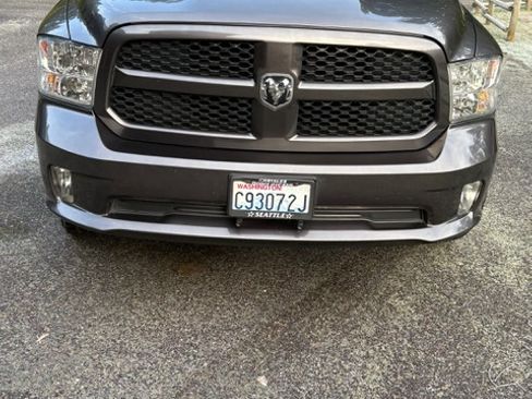 Used 2017 RAM 1500 Express image 10