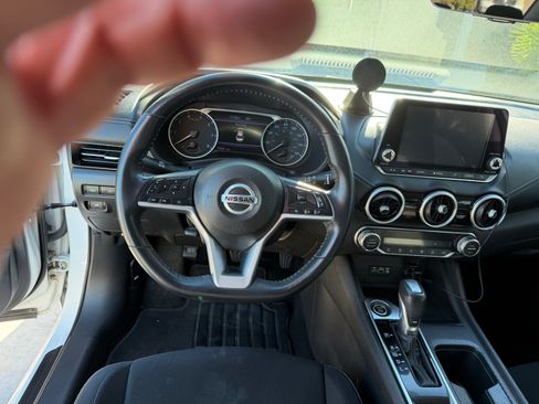 Used 2020 Nissan Sentra SV w/ Electronics Package image 8