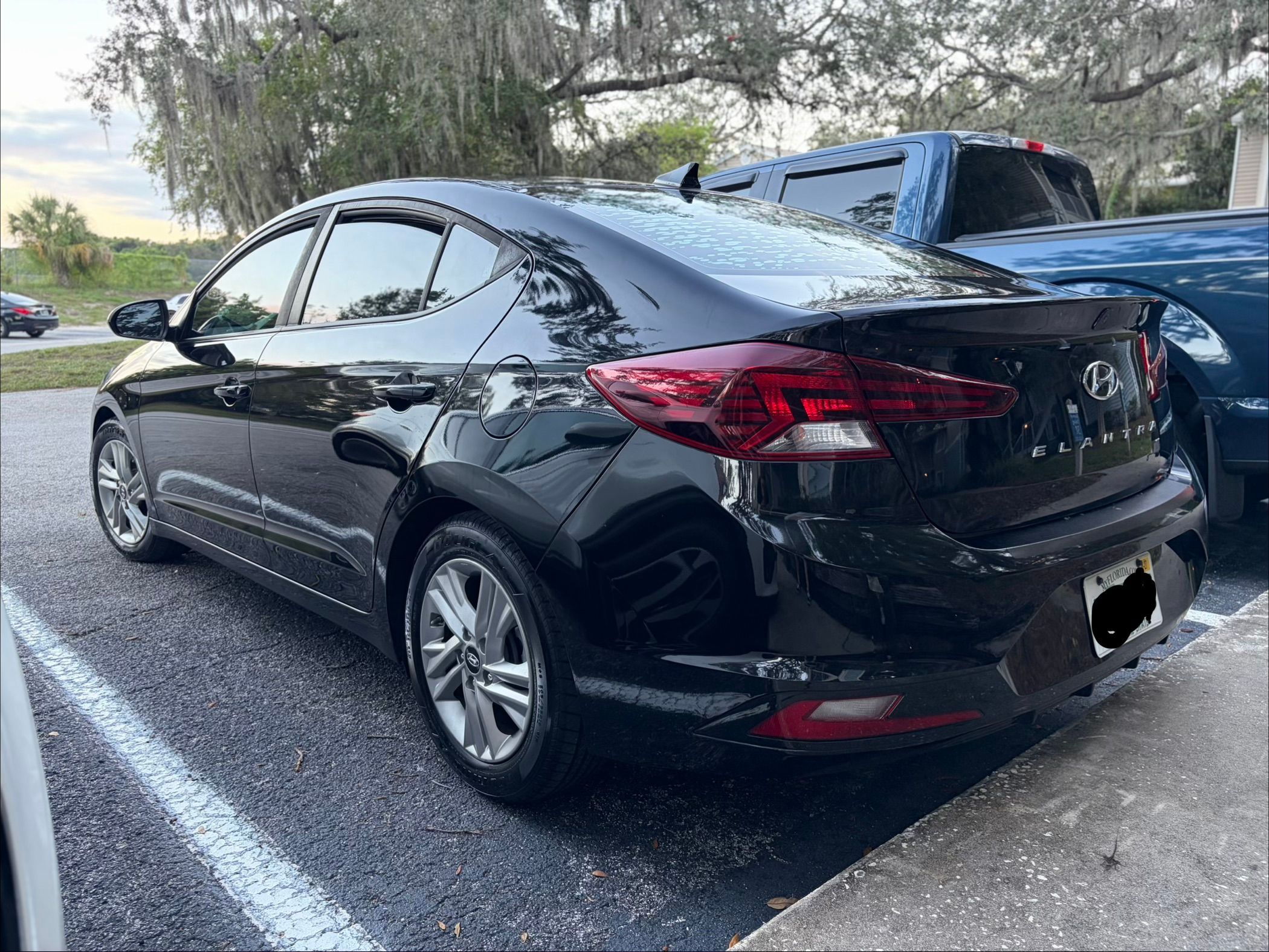 Used 2020 Hyundai Elantra SEL w/ Cargo Package (C1) FWD image 12