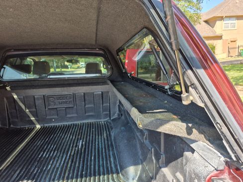 Used 2009 Ford F150 XLT image 5