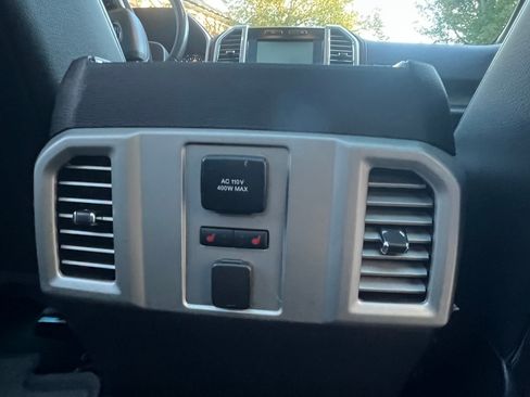 Used 2015 Ford F150 Lariat w/ Equipment Group 502A Luxury image 18