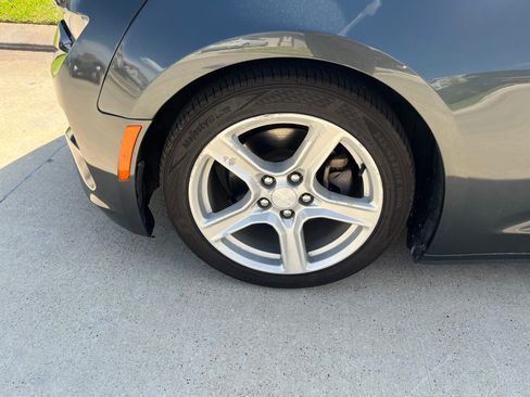 Used 2016 Chevrolet Camaro LT RWD image 14