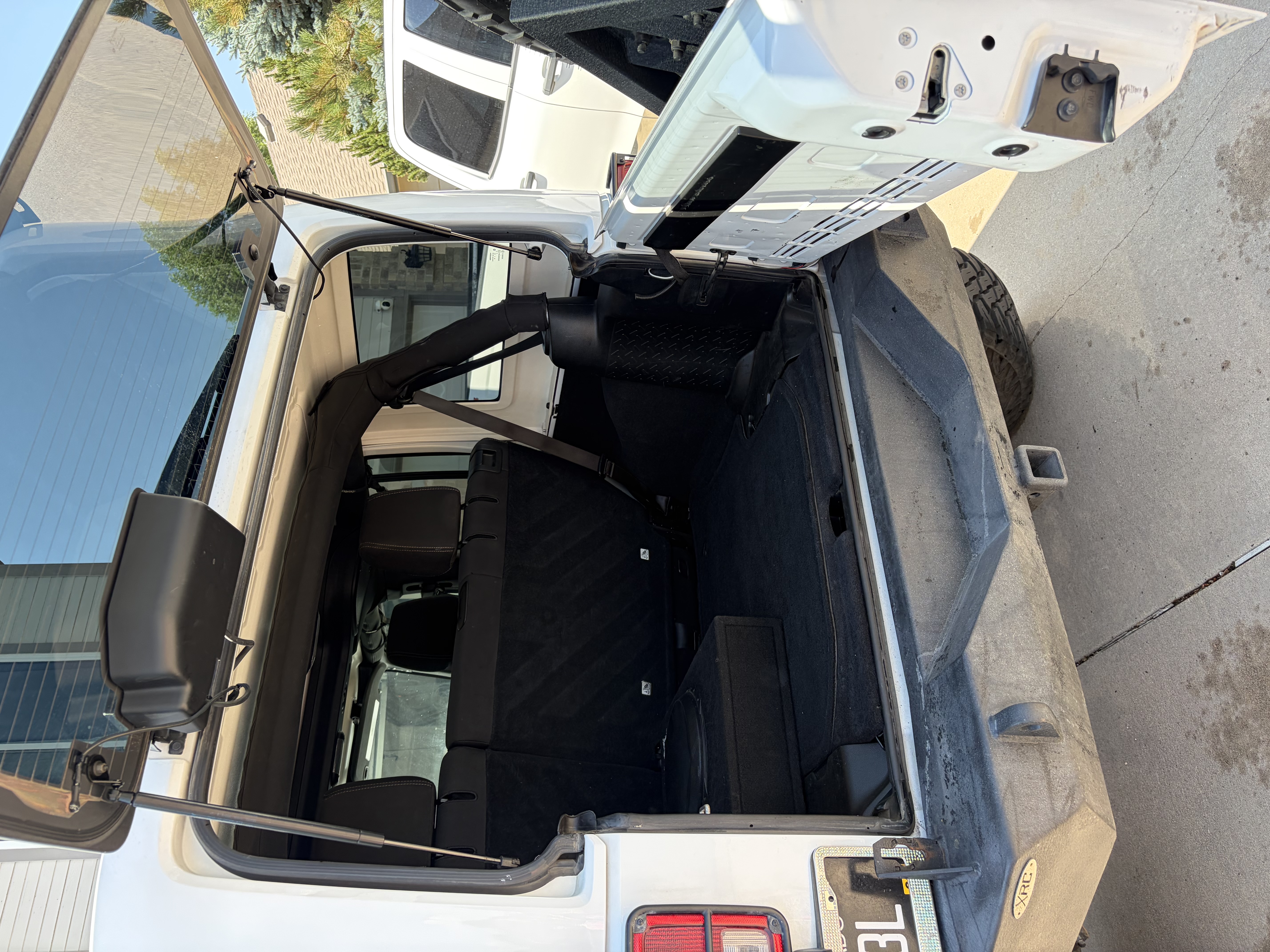 Used 2018 Jeep Wrangler Unlimited Sport AWD/4WD image 14