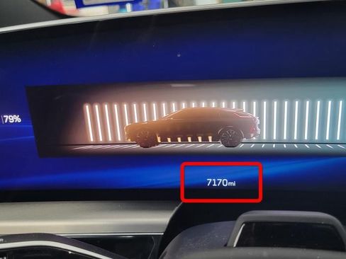 Used 2024 Cadillac Lyriq Luxury image 13