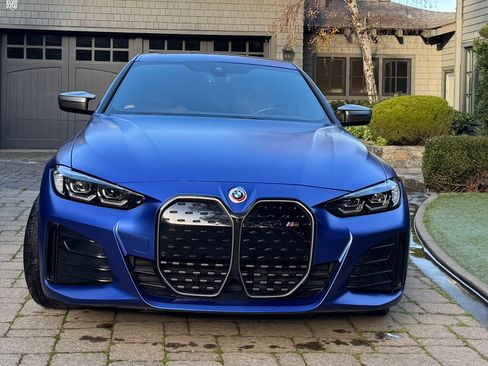 Used 2022 BMW i4 M50 w/ Premium Package image 5