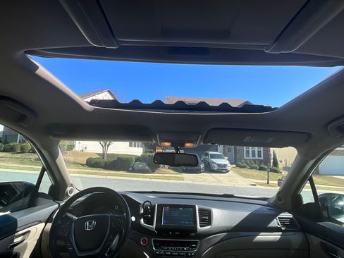 Used 2016 Honda Pilot EX-L image 10