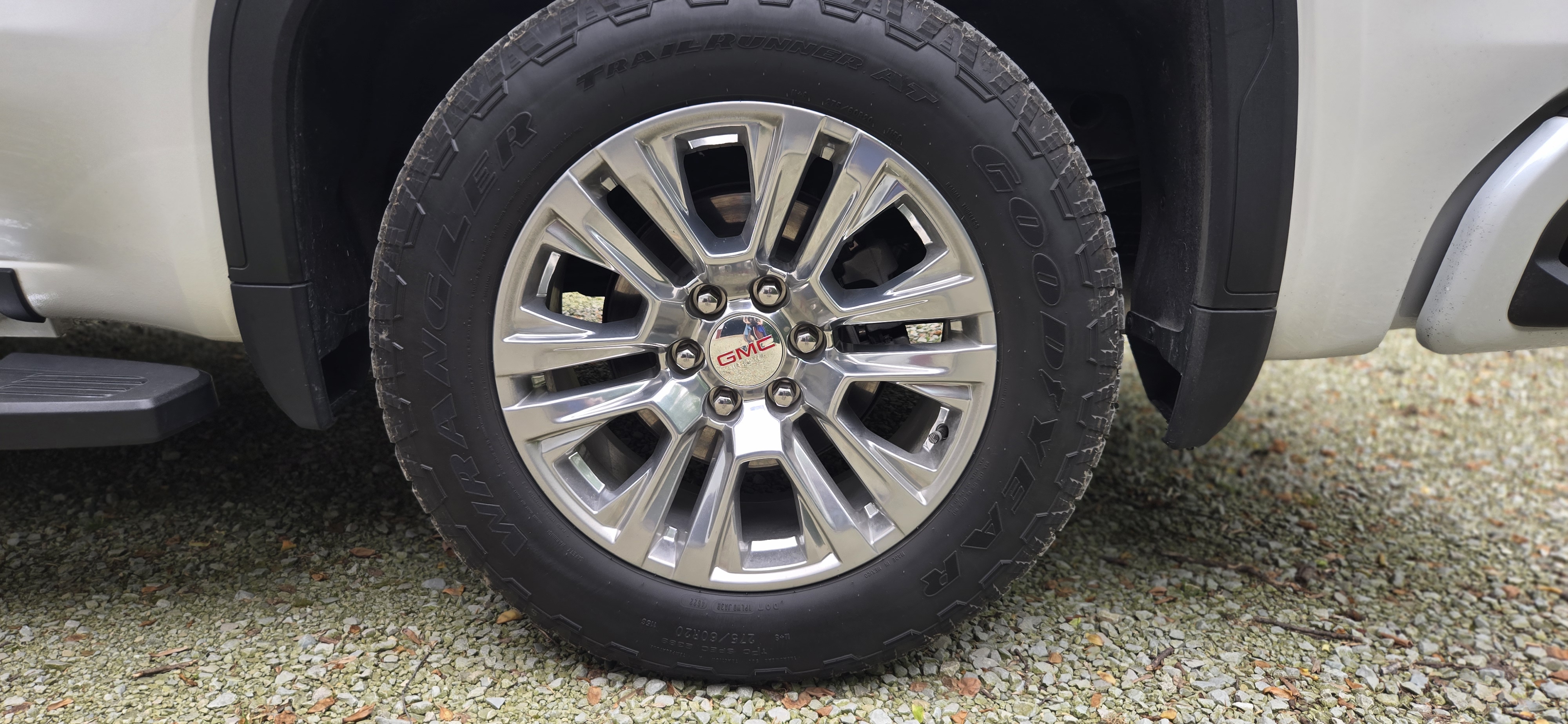 Used 2023 GMC Sierra 1500 Denali AWD/4WD image 13
