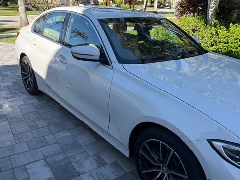 Used 2020 BMW 330i 330i Sedan 4D w/ Convenience Package image 5