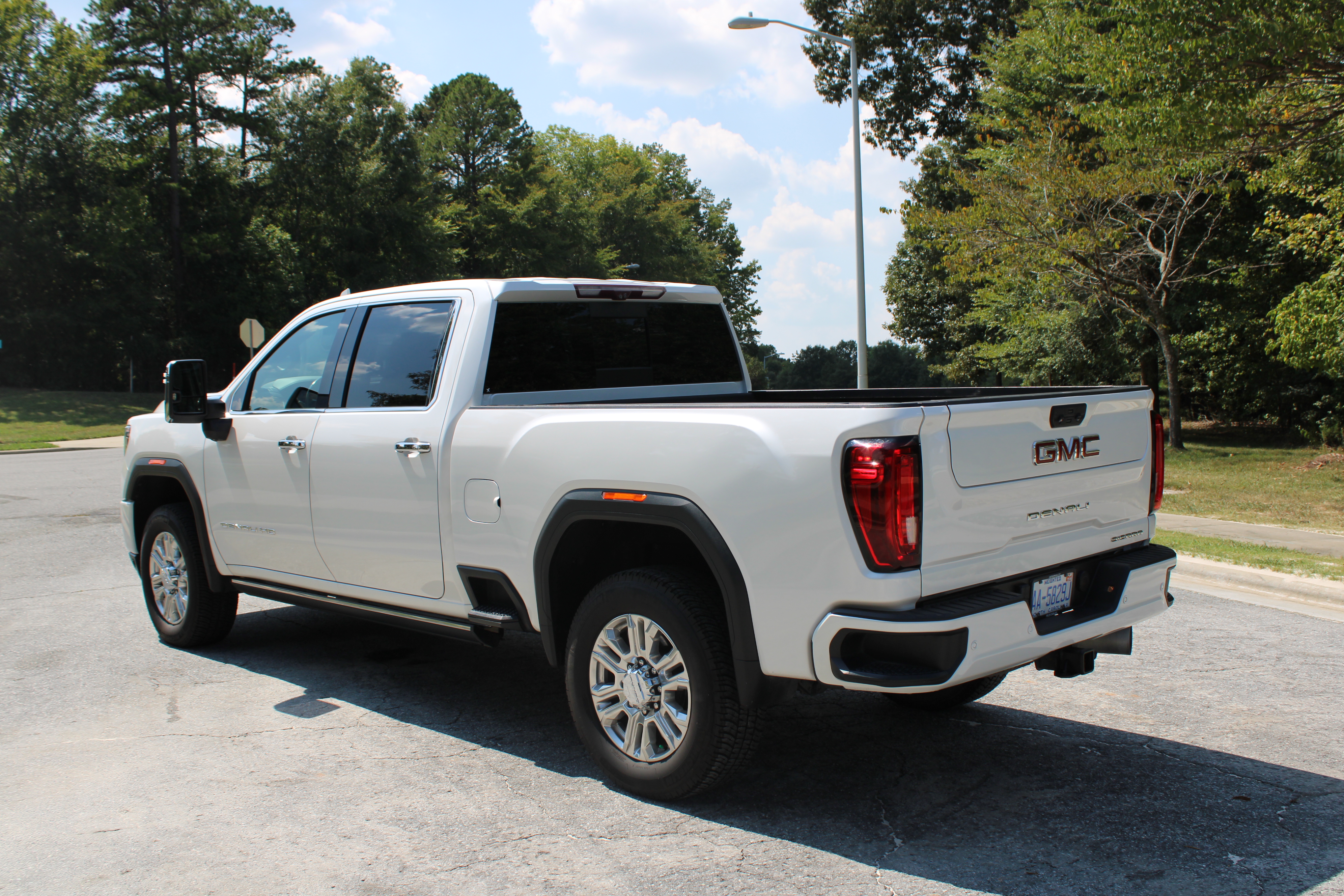 Used 2021 GMC Sierra 2500 Denali w/ Denali Ultimate Package AWD/4WD image 6