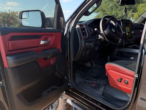 Used 2019 RAM 1500 Rebel w/ Rebel Level 2 Equipment Group AWD/4WD image 16