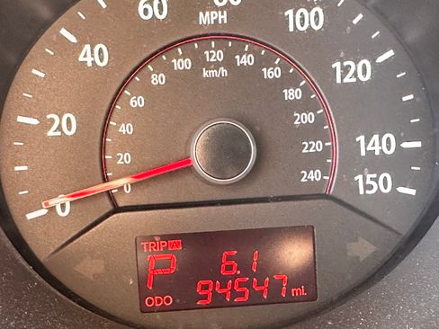 Used 2012 Kia Sorento EX image 1