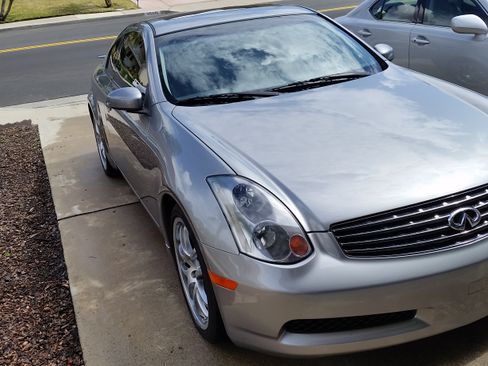 Used 2005 INFINITI G35 Coupe w/ (P01) Premium Pkg image 4