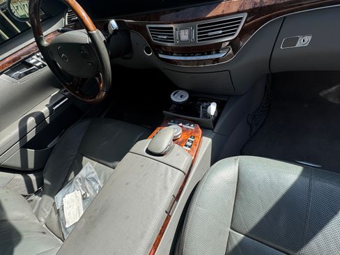 Used 2007 Mercedes-Benz S 550 image 9