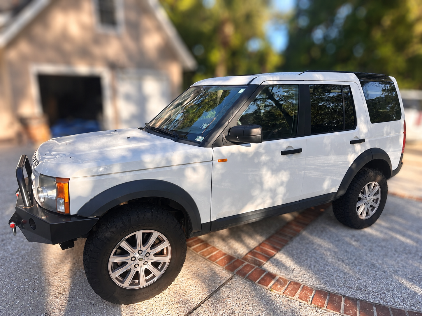 Used 2008 Land Rover LR3 SE AWD/4WD image 2