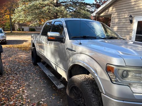 Used 2014 Ford F150 Platinum image 15