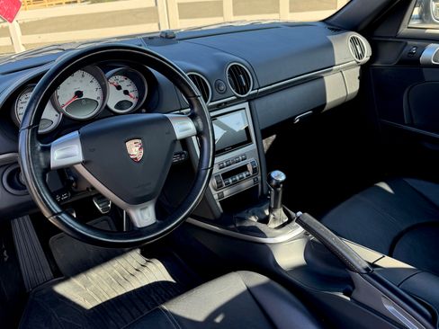 Used 2006 Porsche Cayman S image 16