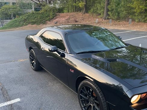 Used 2013 Dodge Challenger R/T RWD image 16