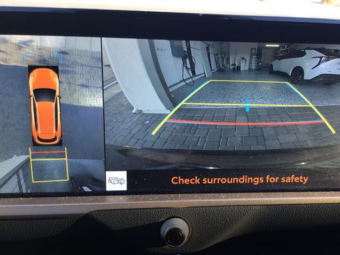 Used 2025 Toyota Crown Signia Limited Hybrid Sport Utility 4 w/ Advanced Technology Package image 10