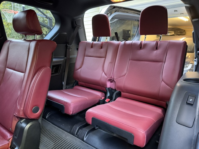 Used 2022 Lexus GX 460 Luxury w/ Sport Design Package AWD/4WD image 30