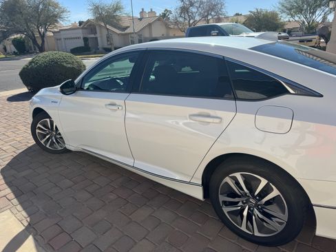 Used 2019 Honda Accord EX-L image 2
