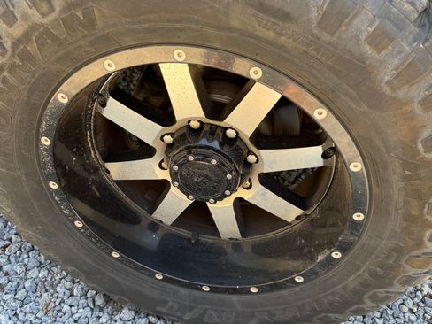 Used 2003 Ford F350 XLT AWD/4WD image 12