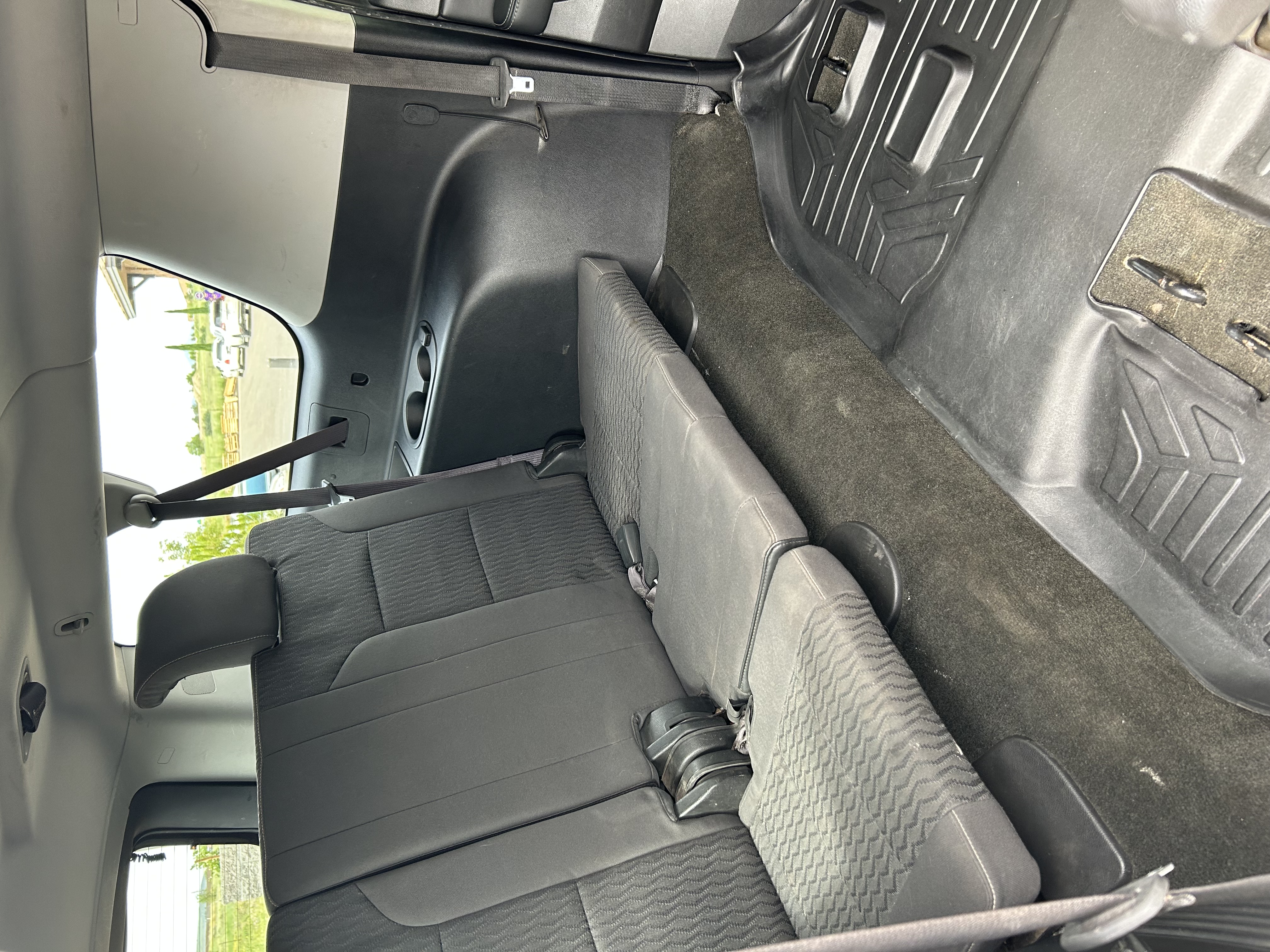 Used 2016 GMC Yukon XL SLE w/ Convenience Package RWD image 13