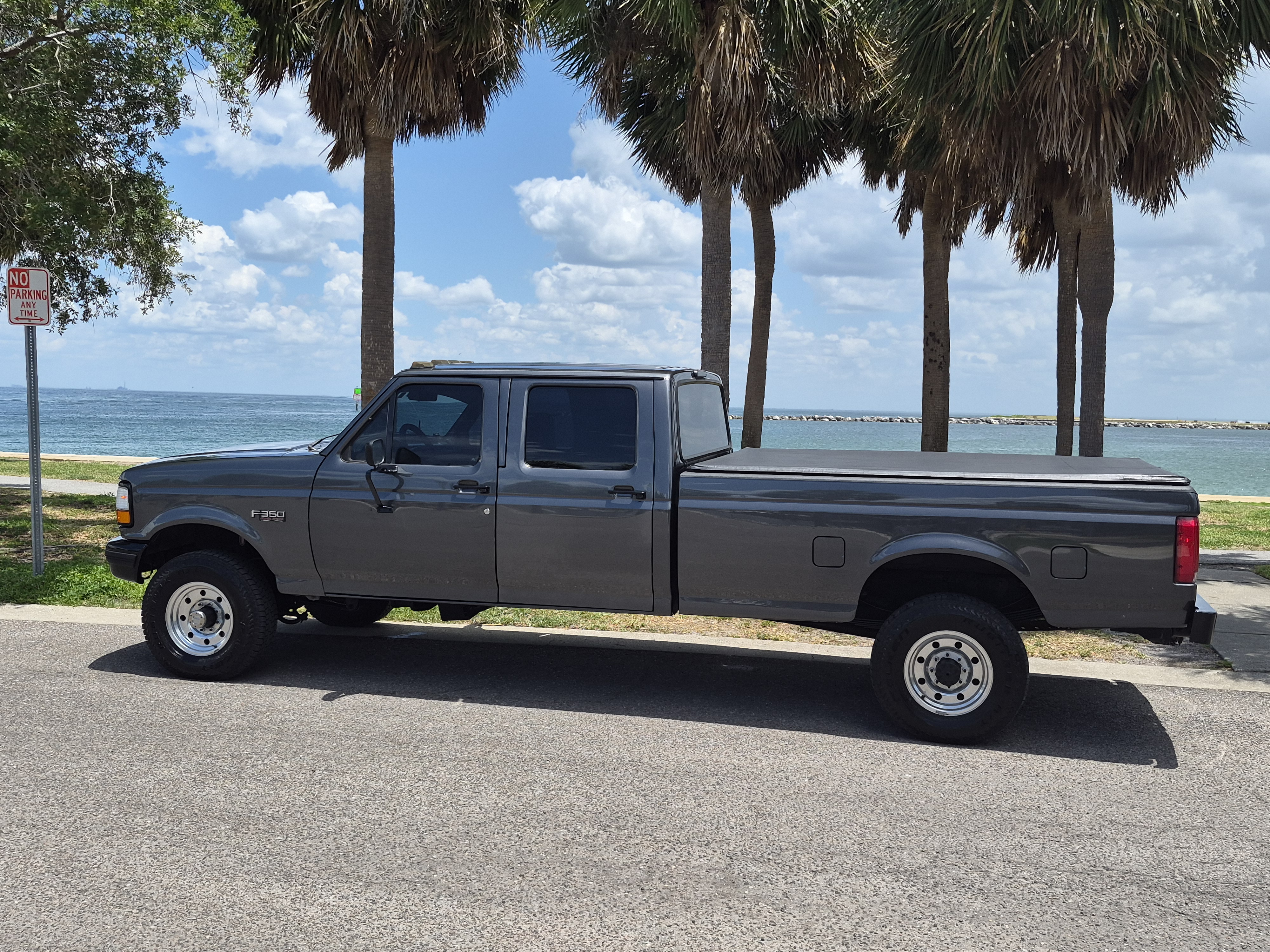 Used 1995 Ford F350 4x4 Crew Cab image 2
