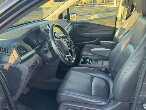 Used 2018 Honda Odyssey EX-L image 14