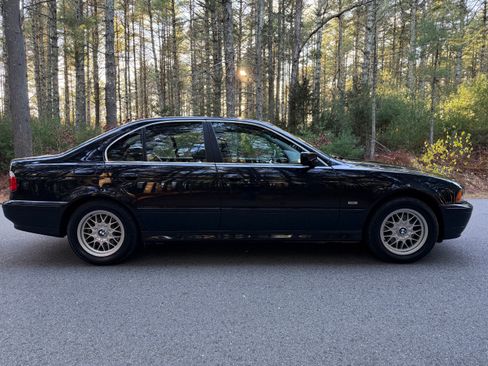 Used 2001 BMW 525i Sedan image 13